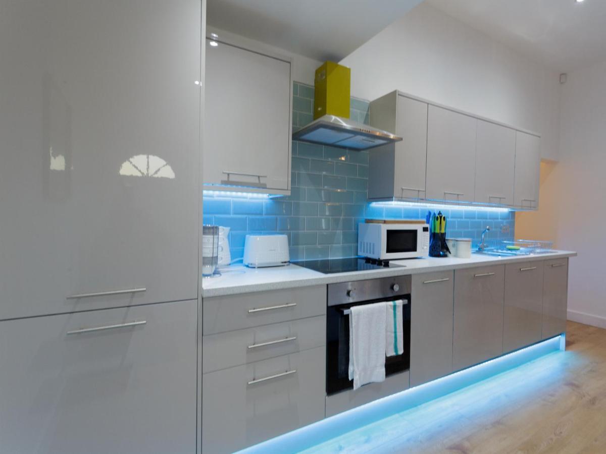 Live In Leeds Greenhill Bungalows Екстериор снимка