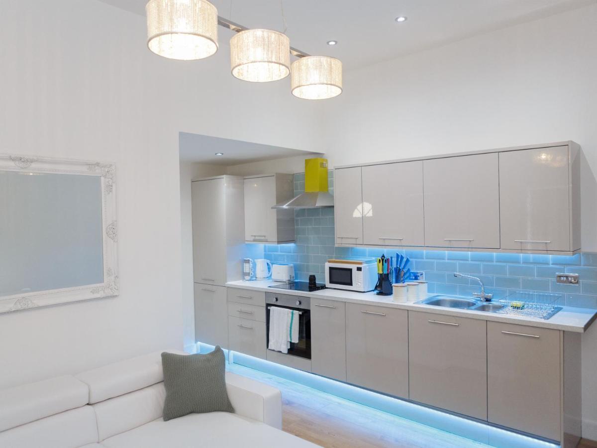 Live In Leeds Greenhill Bungalows Екстериор снимка