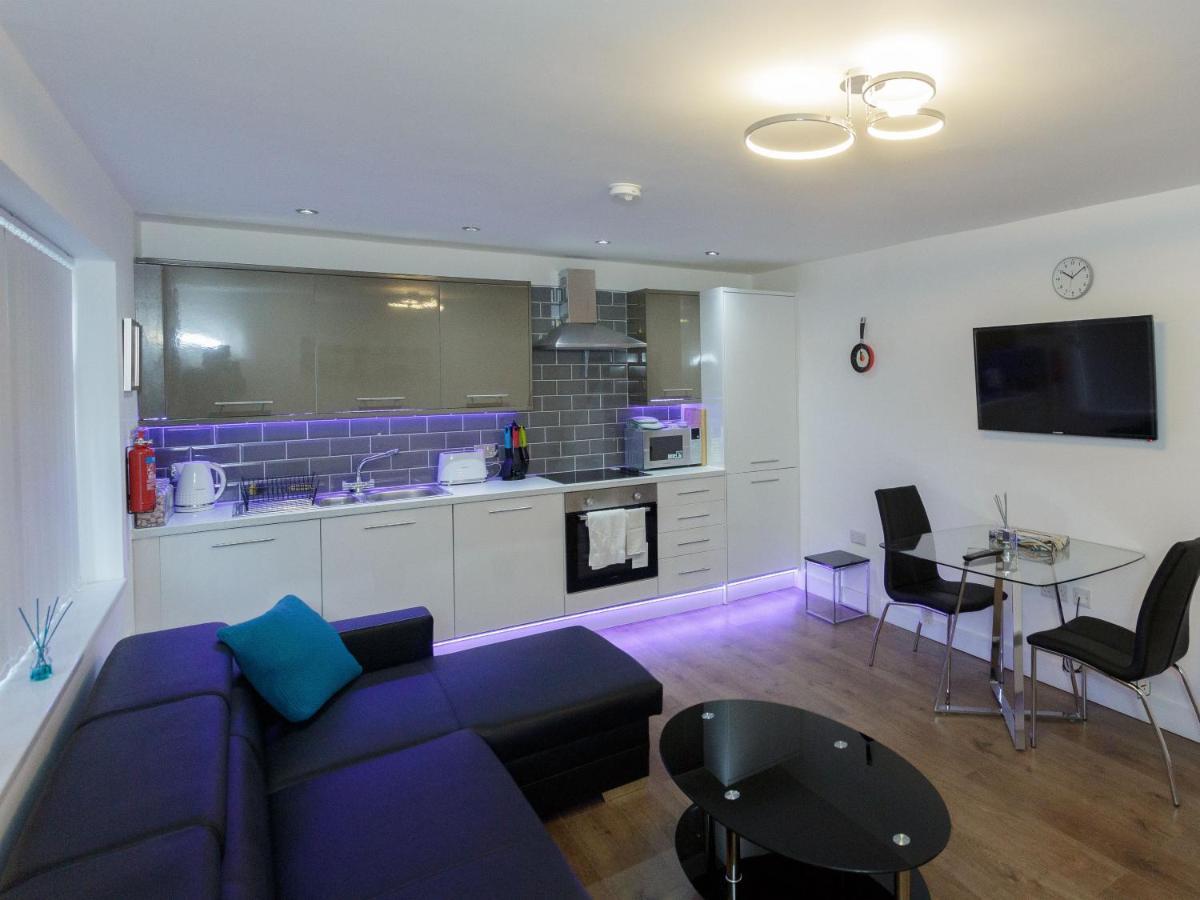 Live In Leeds Greenhill Bungalows Екстериор снимка