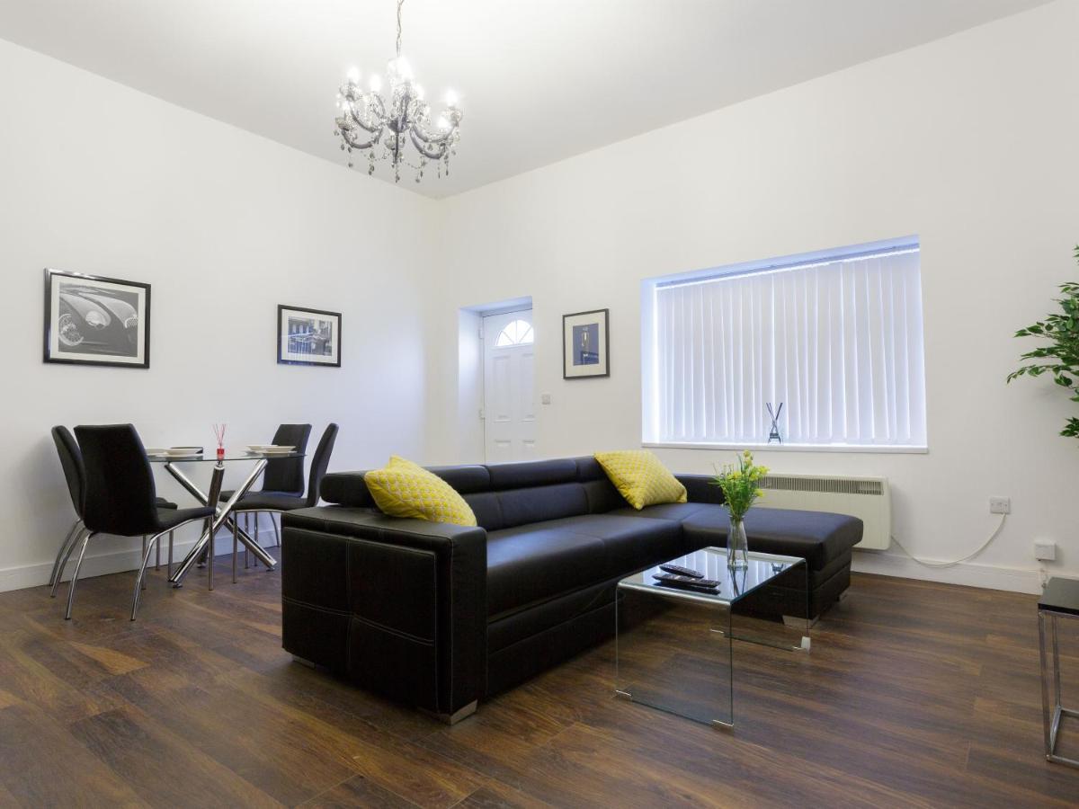 Live In Leeds Greenhill Bungalows Екстериор снимка